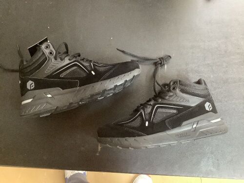 FitVille Rebound Core High Top Sneakers, Size 8.5W - Lot 715