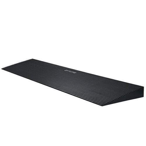 VEVOR 1.6" Rise Cuttable Threshold Ramp, 35.4" Wide, Non-Slip Solid Rubber for Doorways, Driveways, Bathroom, Smooth Tile - Lot 717
