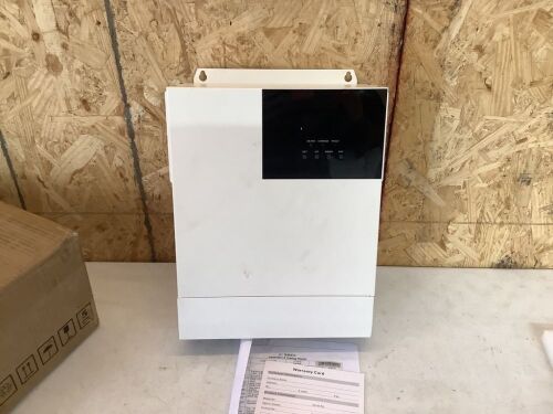 Solar Charge Inverter  - Lot 719