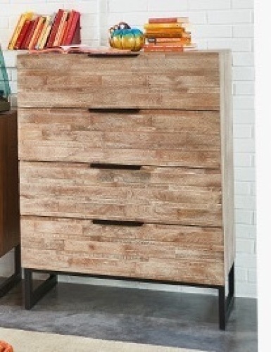 Pier1 Pierce 4 Drawer Chest. Appears New - Lot 30