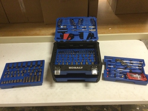 Kobalt Standard and Metric Combination Tool Set. Missing 2 Sockets - Lot 62