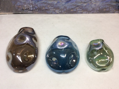 Lot of (3) Hanging Vases. Small, Medium, and Large.   - Lot 458