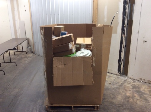 Large Pallet of Automotive Items/Car Parts. A/C Condensers, Clutch, (4) Rack & Pinions, Window Wipers, Suspension Parts, Brakes, Etc. Most Items appear new. - Lot 5000