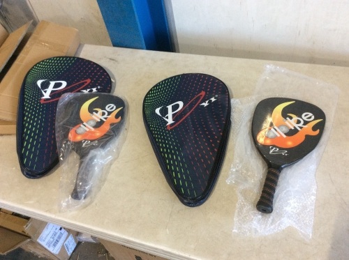 Lot of (2) Pickleball Paddles - Lot 1070