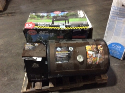 Pit Boss Wood Pellet Grill/Smoker & Legacy Charcoal Grill  - Lot 90