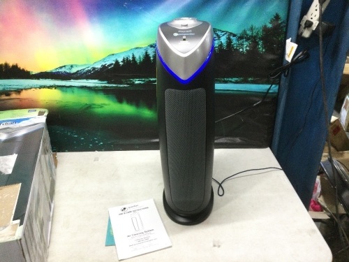 Germ Guardian True HEPA Filter Air Purifier with UV Light Sanitizer - Lot 1025