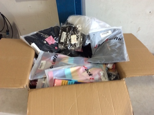 Huge Lot of Women's Clothing & Accessories - Lot 589