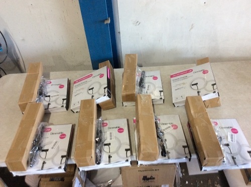 Lot of (8) Dimmable Ring Light Kits - Lot 414