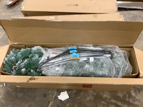 Christmas tree - Lot 2663