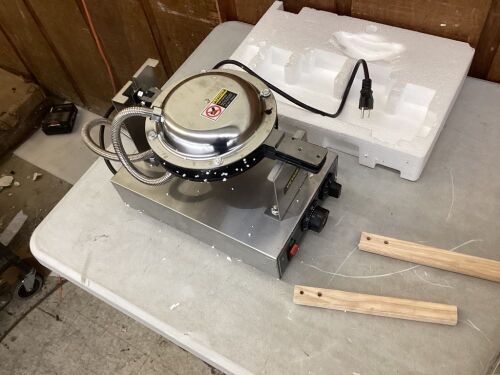 VEVOR Bubble Waffle Maker  - Lot 245