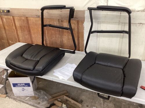 Flash Furniture Black Contemporary Faux Leather Desk Chair - Lot 343