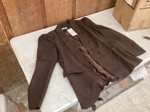 KIRUNDO Women's Fall Casual Blazer Puff Sleeve Lapel Open Front with Pockets - Lot 451