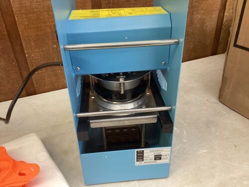 Manual Cup Sealing Machine  - Lot 461
