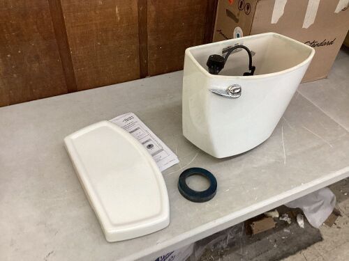 American Standard Cadet 3 1.28 GPF Single Flush Toilet Tank Only in White - Lot 207