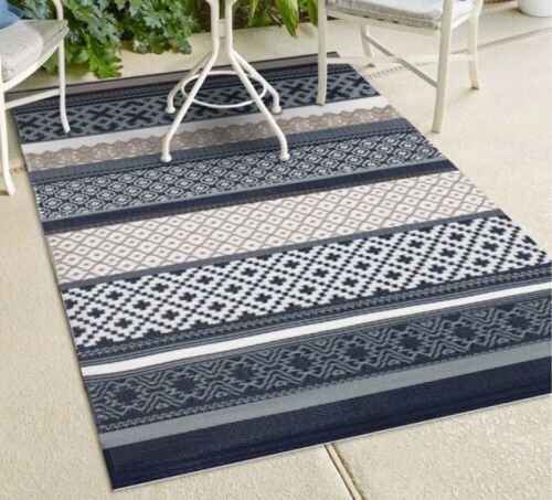 Green Decore Lightweight Reversible Stain Proof Plastic Outdoor Rug, 5ftx8ft - Lot 683