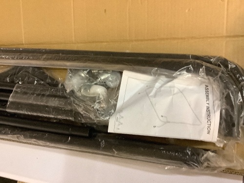 Metal Clothes Rail - Lot 413