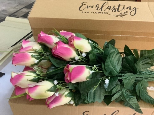 Everlasting Silk Flowers pink/white - Lot 473