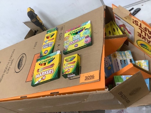 Crayola Floor Display - Lot 3096