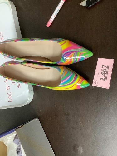 not in original box size 9.5 heels - Lot 3105