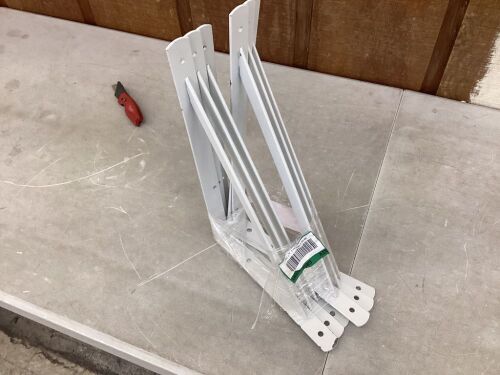 16 in. White Super Strength Shelf Bracket, 6 Pack   - Lot 606