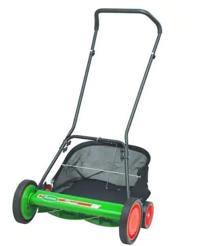 Scotts 20 in. Manual Walk Behind Reel Lawn Mower, Includes Grass Catcher  - Lot 616