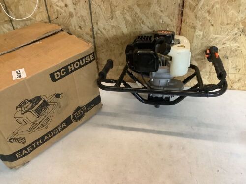 DC House Two Stroke Earth Auger - Engine Has Compression  - Lot 728