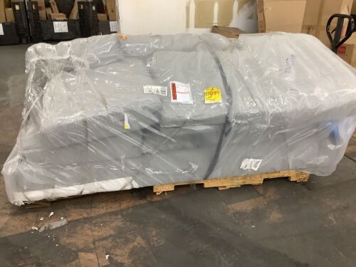 Broyhill Parkdale Right Arm Facing Sofa w/ Chaise - Part of Sectional  - Lot 159