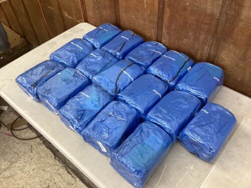 Lot of (16) RegeMoudal Sleeping Pad  - Lot 409