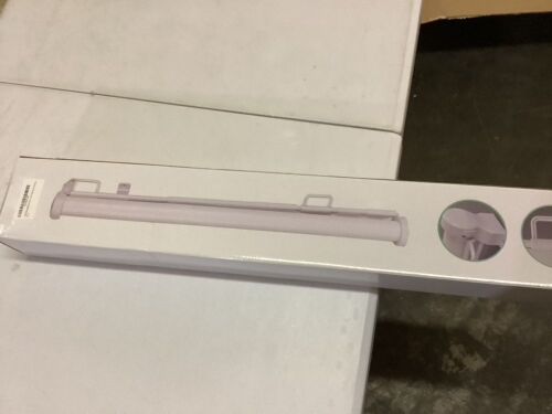 110" Retractable Gate - Lot 440
