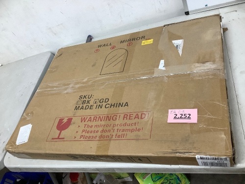 Gold Wall Mirror - Lot 2252