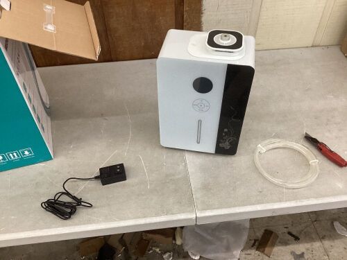 17W 800ml Waterless HVAC Air Scent Diffuser - Plug Smashed - Lot 718