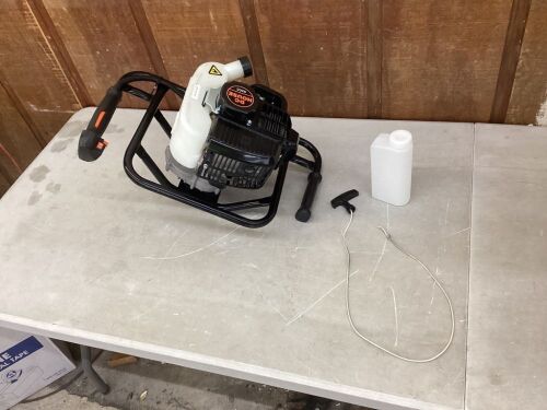 DC House 52cc 2.4HP Gas Powered Post Hole Digger - Pull String Broken  - Lot 743