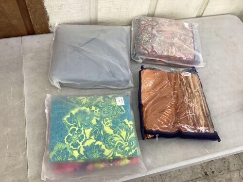 Lot of (4) Bed Sheets, Unknown Size  - Lot 281