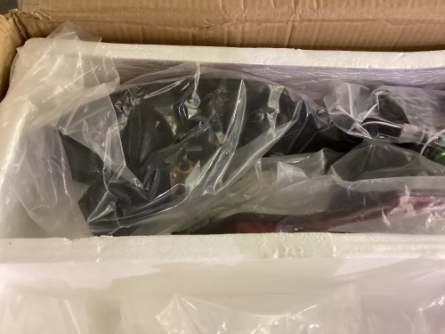Taillights for unknown vehicle  - Lot 495