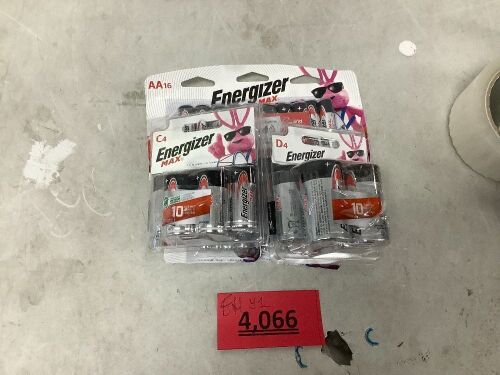 Double A Triple A C4 and D 4 Battery Packs - Lot 4066