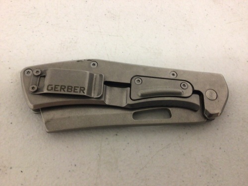 Lot of (2) Folding Knives, E-Commerce Return, Sold as is - Lot 131