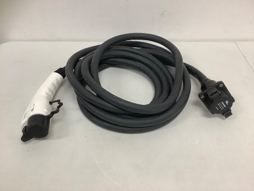 Duosida Electric Vehicle Charger, E-Commerce Return, Sold as is - Lot 315