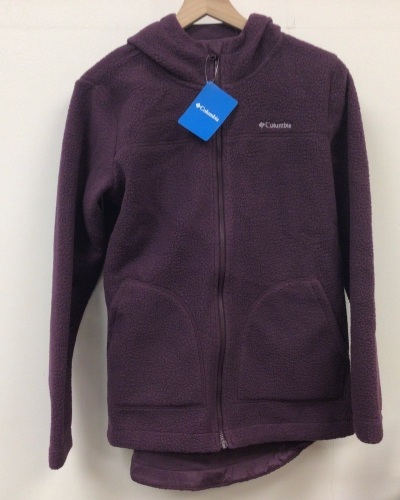 Columbia Womens Sherpa Jacket, M, Appears New, Sold as is - Lot 97