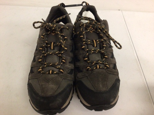 Columbia Mens Shoes, 10, Appears new, Sold as is - Lot 743