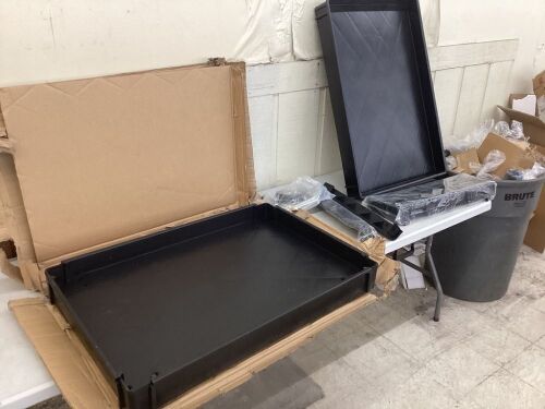 VEVOR 2 Shelf 550LBS Heavy Duty Plastic Rolling Utility Cart with 360° Swivel Wheels - Missing 2 Wheels & 2 Uprights  - Lot 271