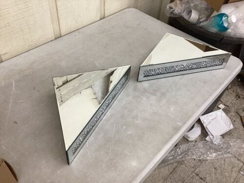 Mirrored Floating Corner Shelves, Set of 2  - Lot 332