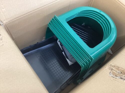Chicken Nesting Boxes, 5 Pack  - Lot 333