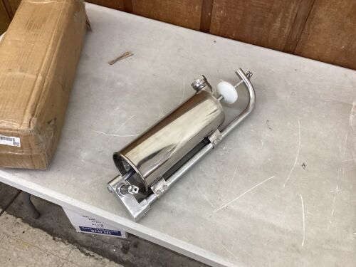 Sausage Stuffer - Lot 709