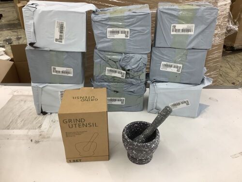 Lot of (10) Resin Mortar & Pestle - Lot 469