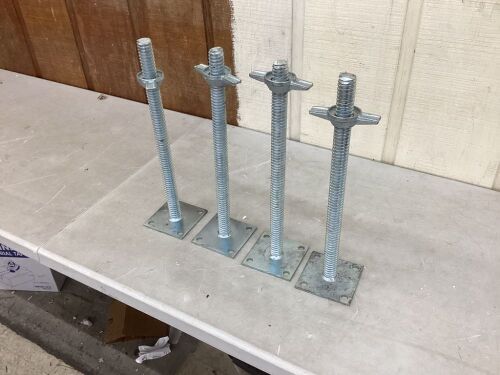 Hollow Screw Jack, 4 pc  - Lot 568