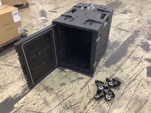 SNKOURIN Insulated Food Pan Carrier, 82 Qt - Missing 1 Screw for Caster - Lot 98