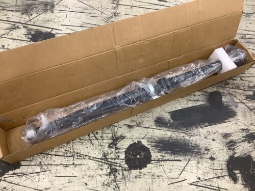Drive Shaft Assembly  - Lot 204