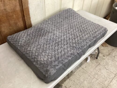 Plush Dog Bed  - Lot 539