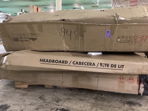 Pallet of salvage furniture - Lot 704a