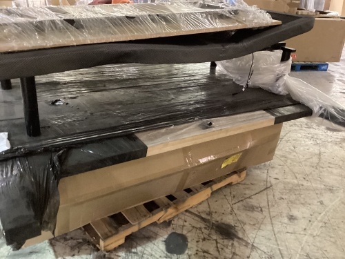 pallet of salvage furniture - Lot 706a